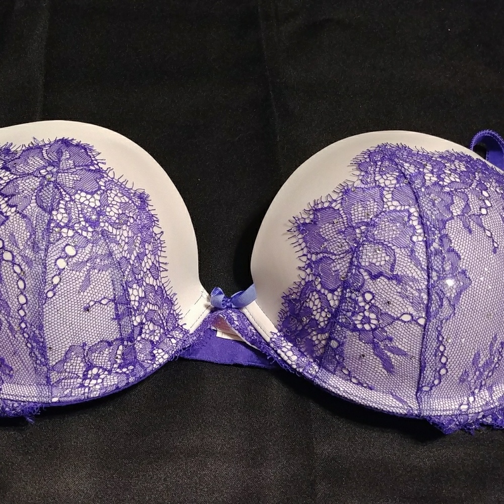 Victoria's secret bra